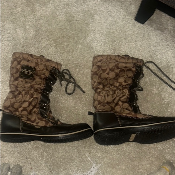 NWOT Coach Lace Up Boots Brown and Black Rugged Design - Picture 2 of 7